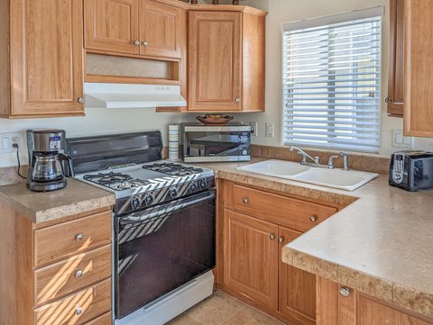 70200 Dillon Road, 328, Desert Hot Springs, CA 92241 photo 13