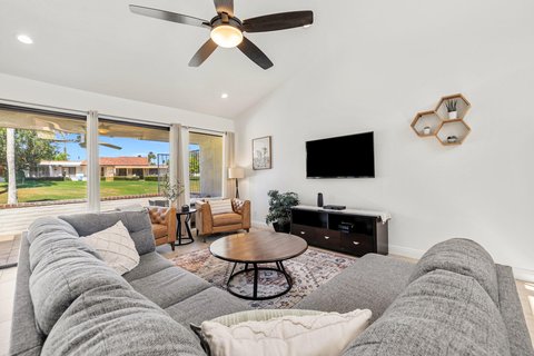 109 Torremolinos Drive, Rancho Mirage, CA 92270 photo 6
