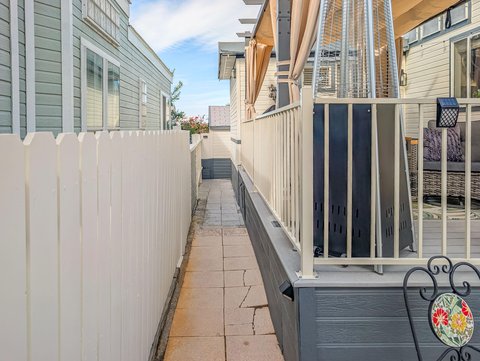 70200 Dillon Road, 161, Desert Hot Springs, CA 92241 photo 4