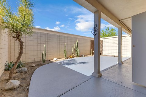 465 Desert Lakes Drive, Palm Springs, CA 92264 photo 7