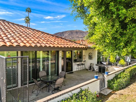 44 San Sebastian Drive, Rancho Mirage, CA 92270 photo 2