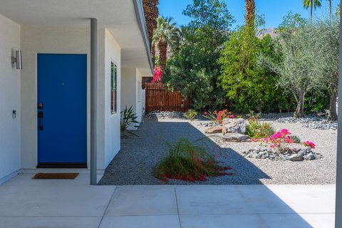 353 W Via Sol, Palm Springs, CA 92262 photo 9