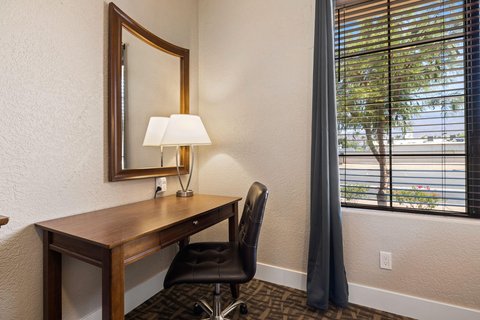 50700 Santa Rosa Plaza, 1, La Quinta, CA 92253 photo 12