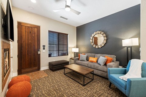 50700 Santa Rosa Plaza, 1, La Quinta, CA 92253 photo 2