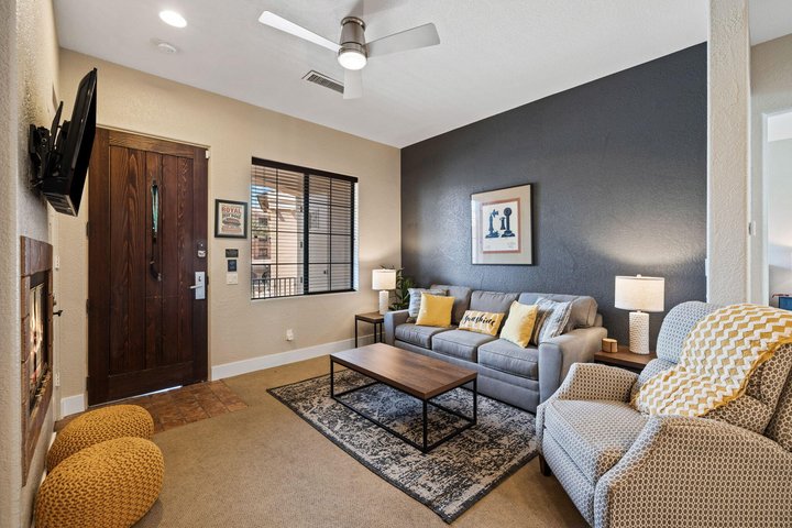 50700 Santa Rosa Plaza, 7, La Quinta, CA 92253