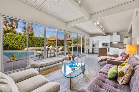 566 E Lindsey Drive, Palm Springs, CA 92262 photo 12