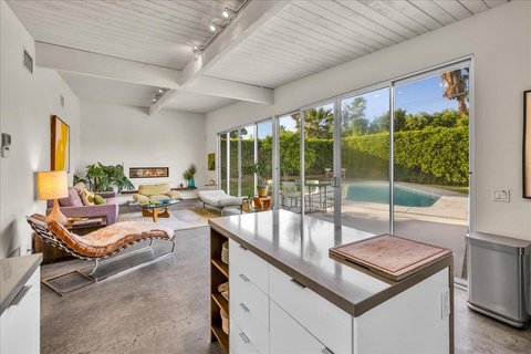 566 E Lindsey Drive, Palm Springs, CA 92262 photo 16