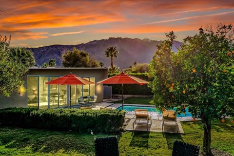 566 E Lindsey Drive, Palm Springs, CA 92262 photo 2