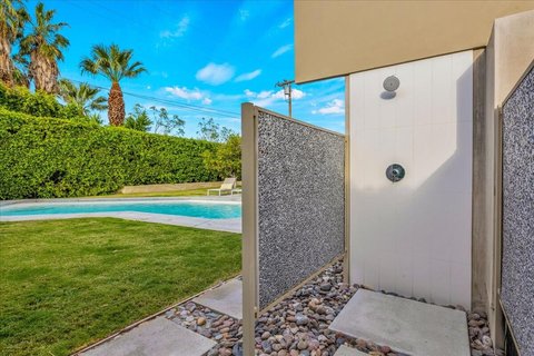 566 E Lindsey Drive, Palm Springs, CA 92262 photo 32