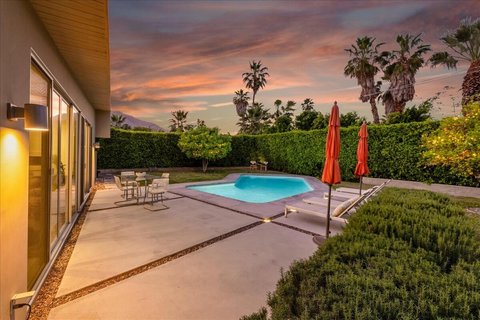 566 E Lindsey Drive, Palm Springs, CA 92262 photo 49