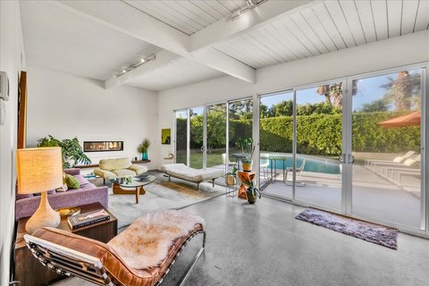 566 E Lindsey Drive, Palm Springs, CA 92262 photo 9
