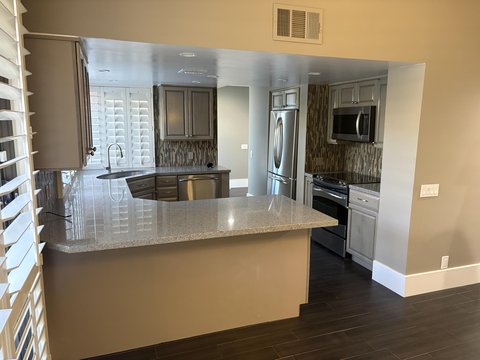 73736 Club Circle Drive, 403, Palm Desert, CA 92260 photo 9