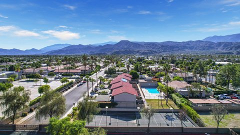 69180 Victoria Drive, Cathedral City, CA 92234 photo 4