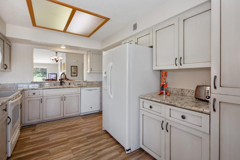 415 Desert Falls Drive N, Palm Desert, CA 92211 photo 12