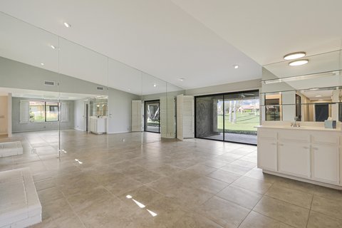 89 Camino Arroyo S, Palm Desert, CA 92260 photo 2