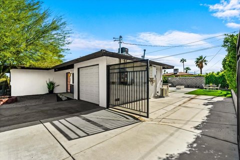 359 W Bon Air Drive, Palm Springs, CA 92262 photo 2