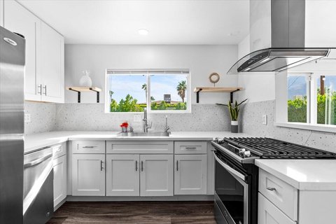 359 W Bon Air Drive, Palm Springs, CA 92262 photo 9