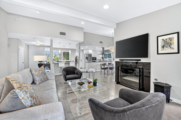 28 Kevin Lee Lane, Rancho Mirage, CA 92270