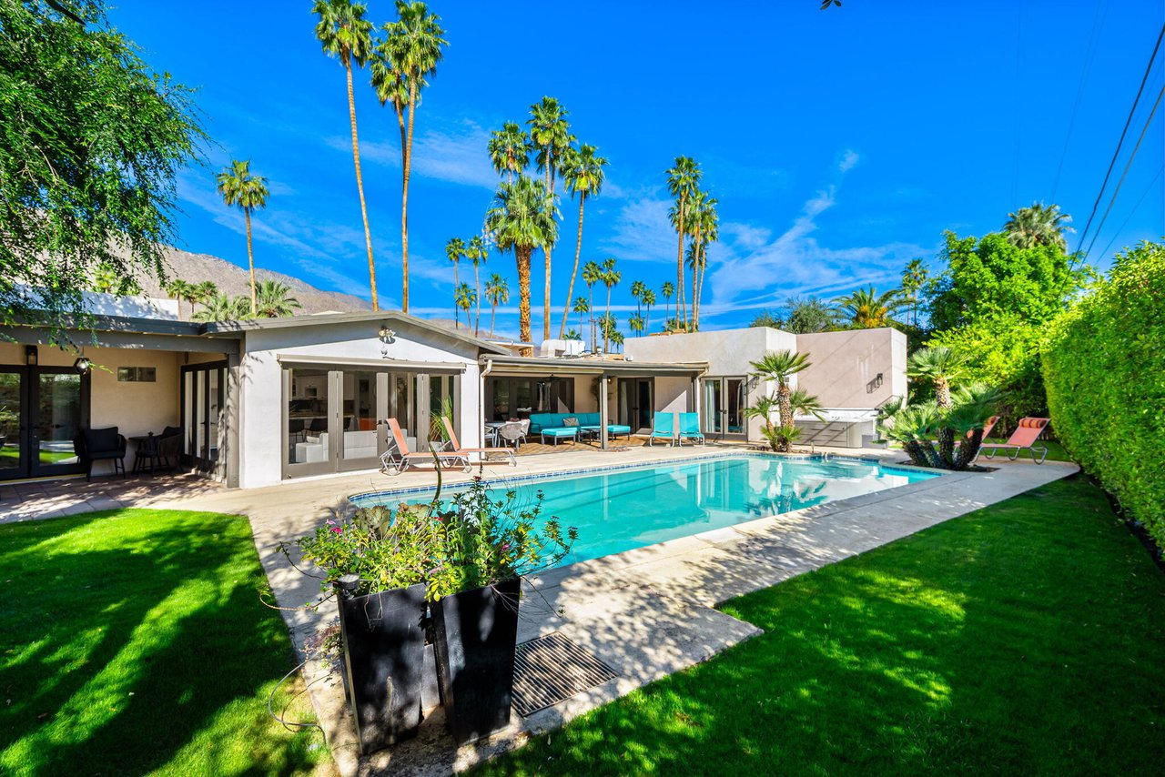 1090 S Calle De Maria, Palm Springs, CA 92264