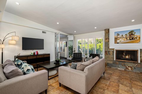 1090 S Calle De Maria, Palm Springs, CA 92264 photo 11