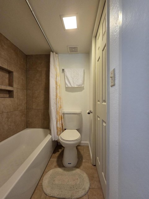 5300 E Waverly Drive, I6, Palm Springs, CA 92264 photo 14