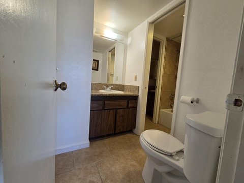 5300 E Waverly Drive, I6, Palm Springs, CA 92264 photo 15