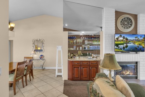 476 Evergreen Ash, Palm Desert, CA 92211 photo 2