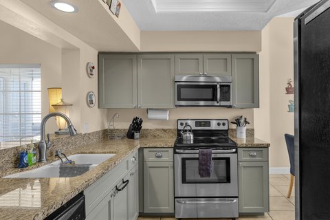 476 Evergreen Ash, Palm Desert, CA 92211 photo 5