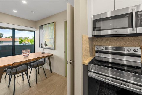 467 S Calle El Segundo, D1, Palm Springs, CA 92262 photo 11