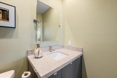 467 S Calle El Segundo, D1, Palm Springs, CA 92262 photo 16