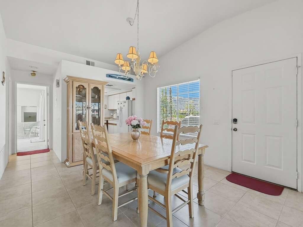 500 S Farrell Drive, J64, Palm Springs, CA 92262