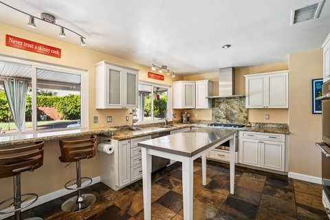 835 N Farrell Drive, Palm Springs, CA 92262 photo 22