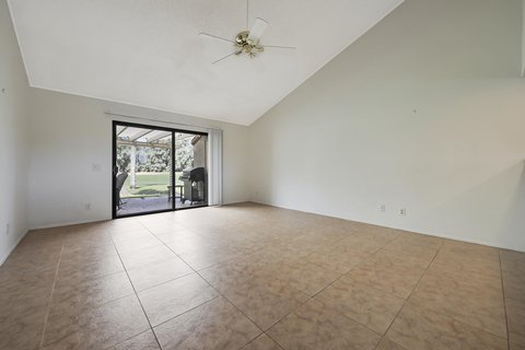 40953 Inverness Way, Palm Desert, CA 92211 photo 2
