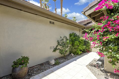 343 Bouquet Canyon Drive, Palm Desert, CA 92211 photo 3