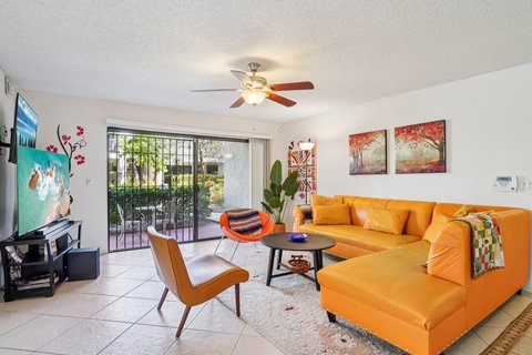 3155 E Ramon Road, 311, Palm Springs, CA 92264 photo 2