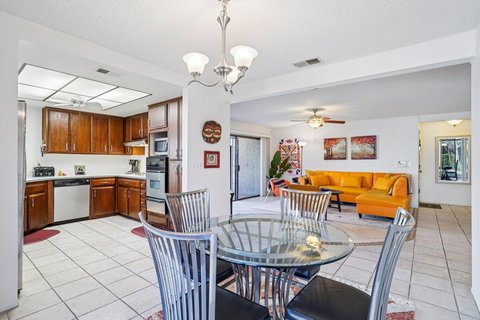3155 E Ramon Road, 311, Palm Springs, CA 92264 photo 5