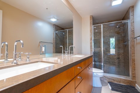 870 E Palm Canyon Drive, 202, Palm Springs, CA 92264 photo 27