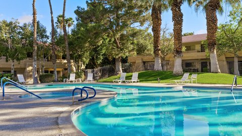 2820 N Arcadia Court, 101, Palm Springs, CA 92262 photo 12