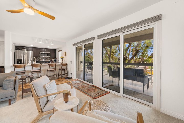 1725 N Via Miraleste, 2125, Palm Springs, CA 92262