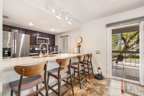 1725 N Via Miraleste, 2125, Palm Springs, CA 92262 photo 2