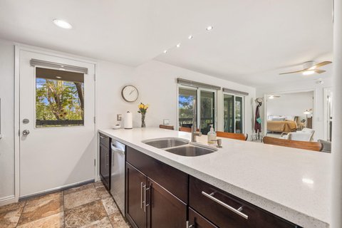 1725 N Via Miraleste, 2125, Palm Springs, CA 92262 photo 9