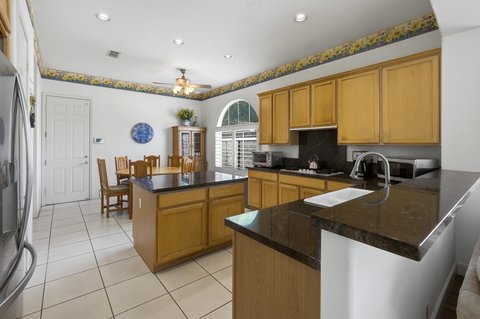 133 Vista Royale, Palm Desert, CA 92260 photo 17