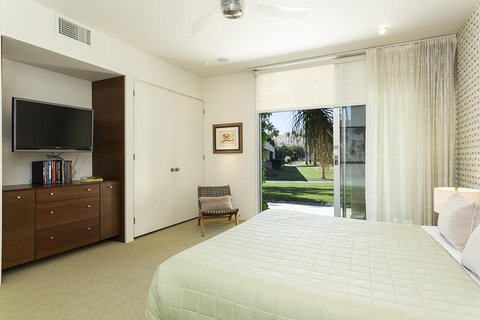 318 Desert Lakes Drive, Palm Springs, CA 92264 photo 22