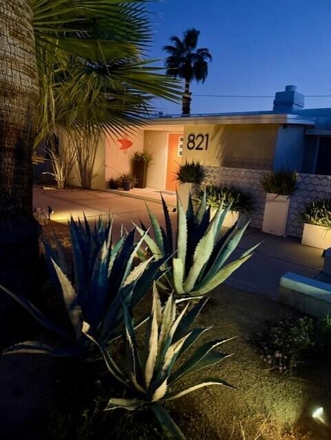 821 S Avenida Evelita, Palm Springs, CA 92264 photo 3