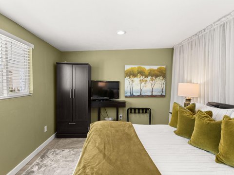 821 S Avenida Evelita, Palm Springs, CA 92264 photo 36