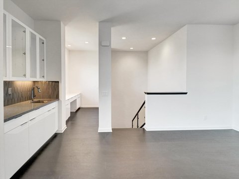 764 Obsidian Loop E, Palm Springs, CA 92264 photo 18