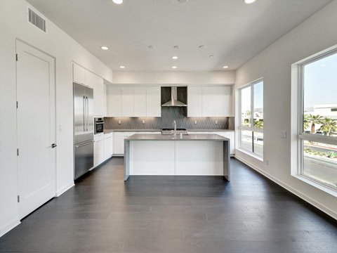 764 Obsidian Loop E, Palm Springs, CA 92264 photo 21