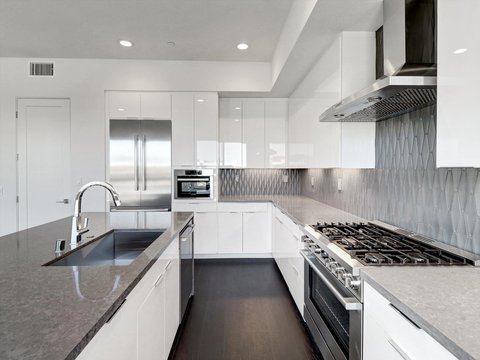 764 Obsidian Loop E, Palm Springs, CA 92264 photo 25