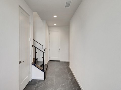 764 Obsidian Loop E, Palm Springs, CA 92264 photo 4