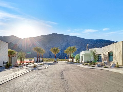 764 Obsidian Loop E, Palm Springs, CA 92264 photo 48